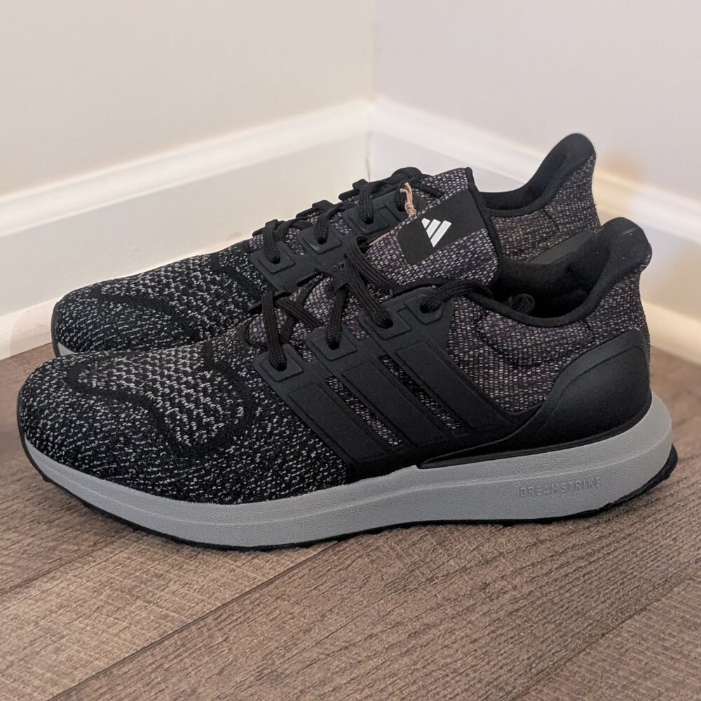 Adidas Ultradream DNA shoes | Sz 10 men | Black / Grey - Picture 2 of 6
